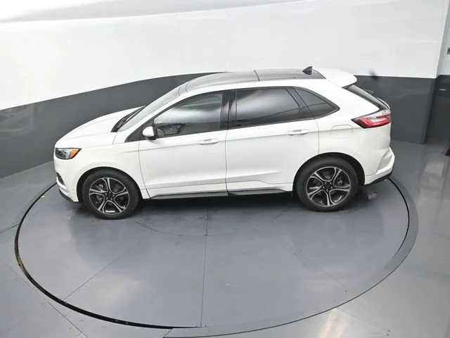 Used 2023 White Ford ST image 30