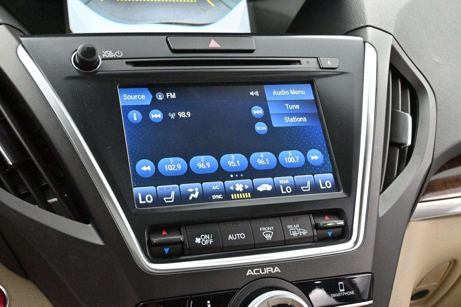 Used 2020 Platinum White Pearl Acura SH-AWD image 23