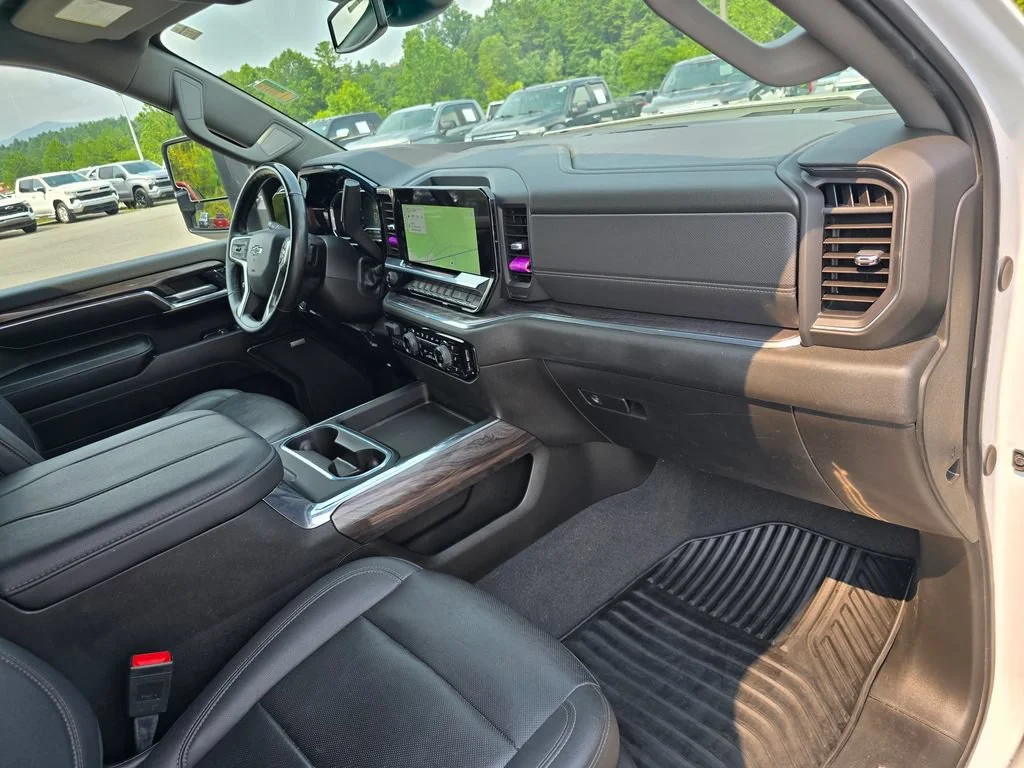 2024 Chevrolet Silverado 2500HD LTZ - Photo 31