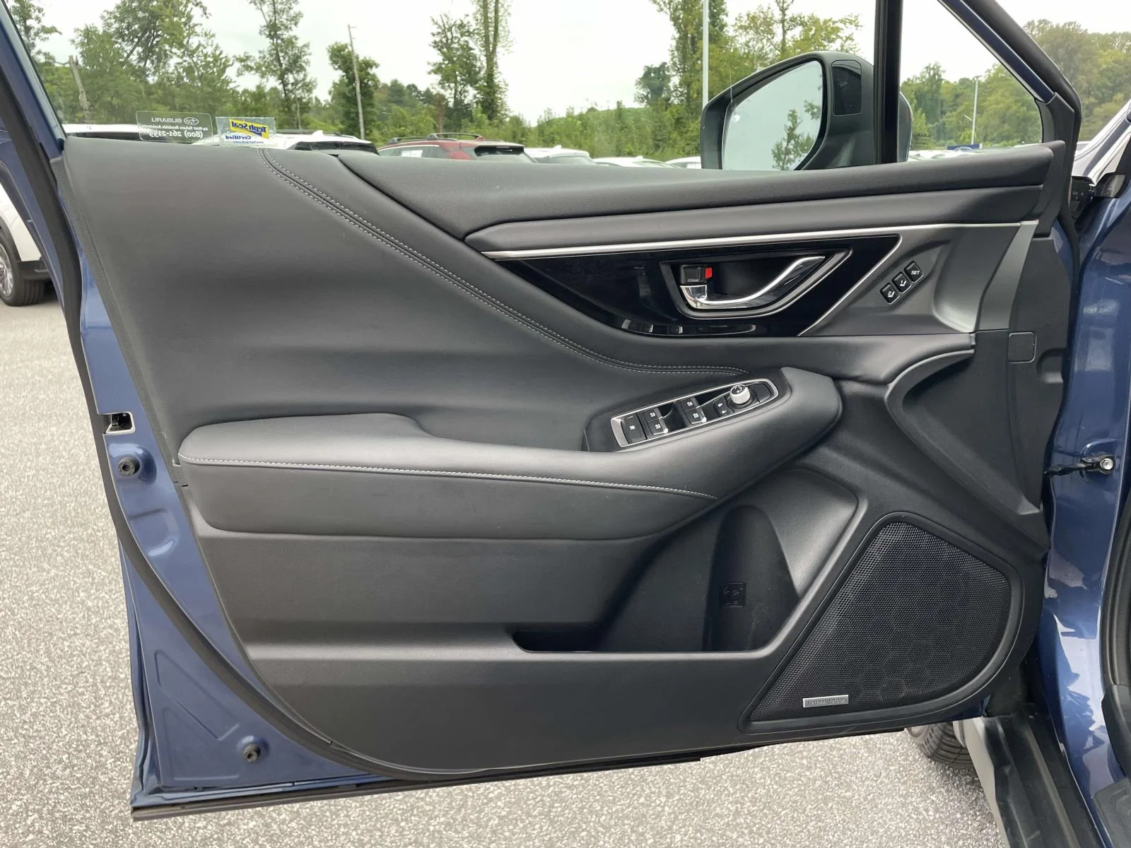 Used 2021 Abyss Blue Pearl Subaru Limited image 5