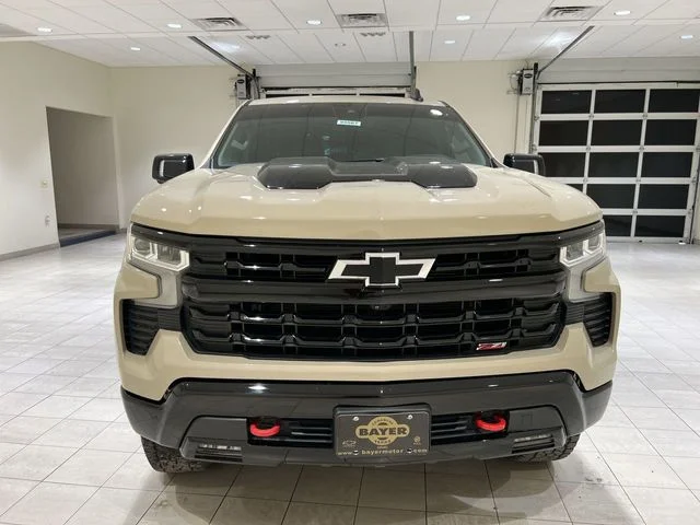 Used 2022 Beige Chevrolet LT Trail Boss image 8