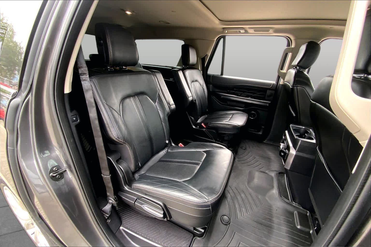 Used 2019 Magnetic Metallic Ford Platinum image 20