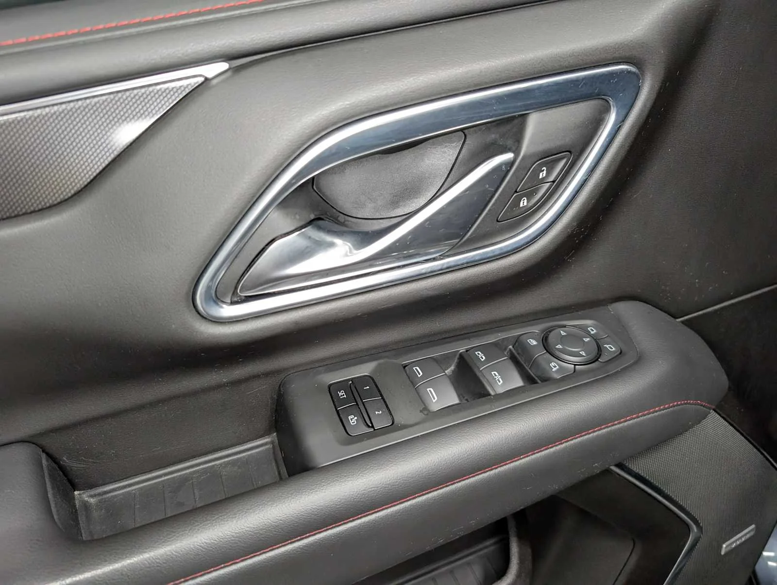 Used 2021 Shadow Gray Metallic Chevrolet RST image 41
