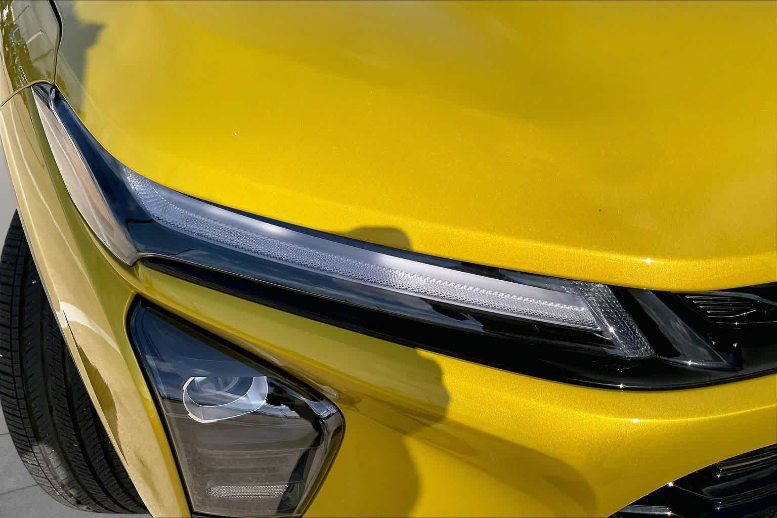 Used 2025 Nitro Yellow Metallic Chevrolet ACTIV image 26
