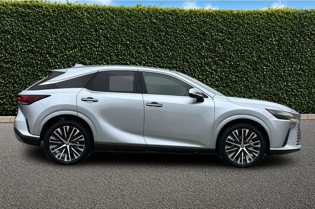 New 2026 Iridium Lexus PREMIUM PLUS image 4