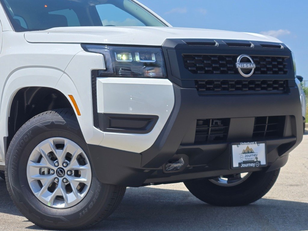 New 2026 Glacier White Nissan Crew Cab S image 2