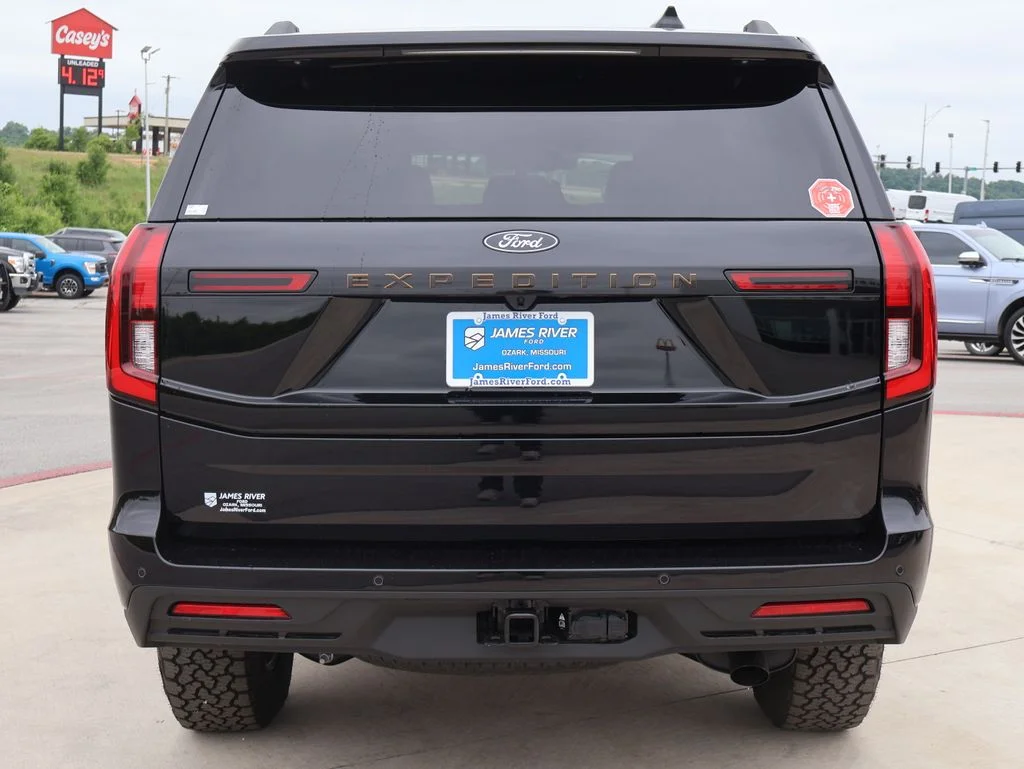 New 2026 Agate Black Metallic Ford Tremor® image 4