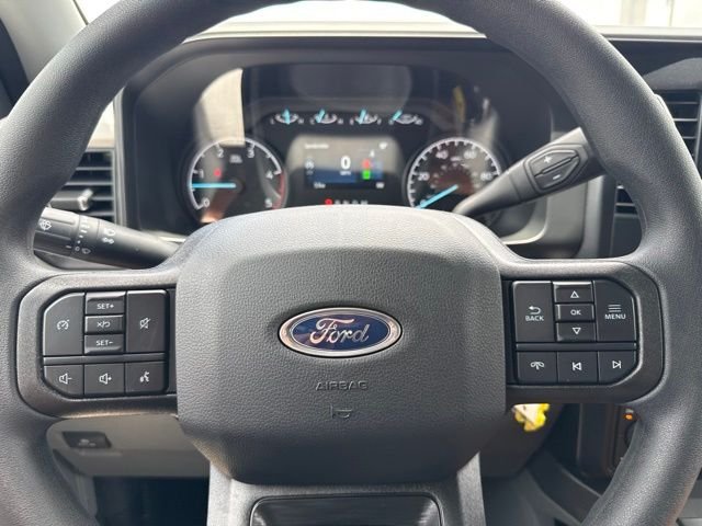 New 2026 Agate Black Metallic Ford XLT image 25