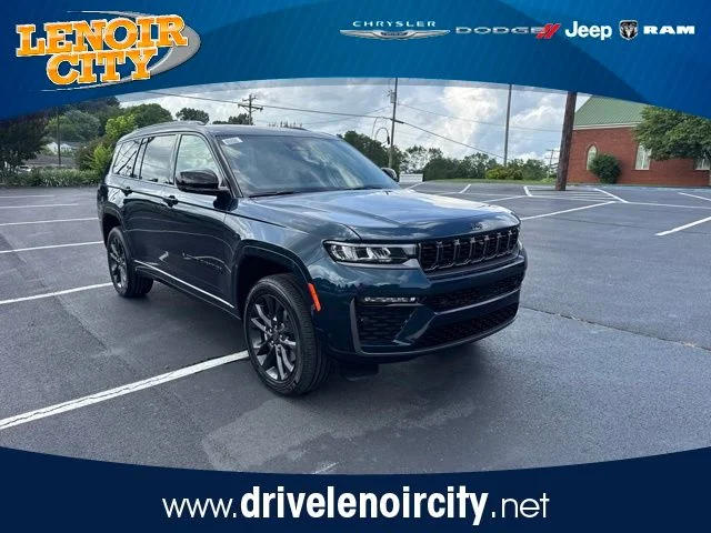 New 2026 Fathom Blue Pearl-Coat Exterior Paint Jeep Limited image 1