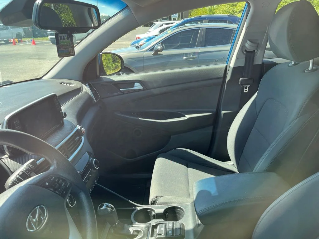 Used 2020 Blue Hyundai Value image 25