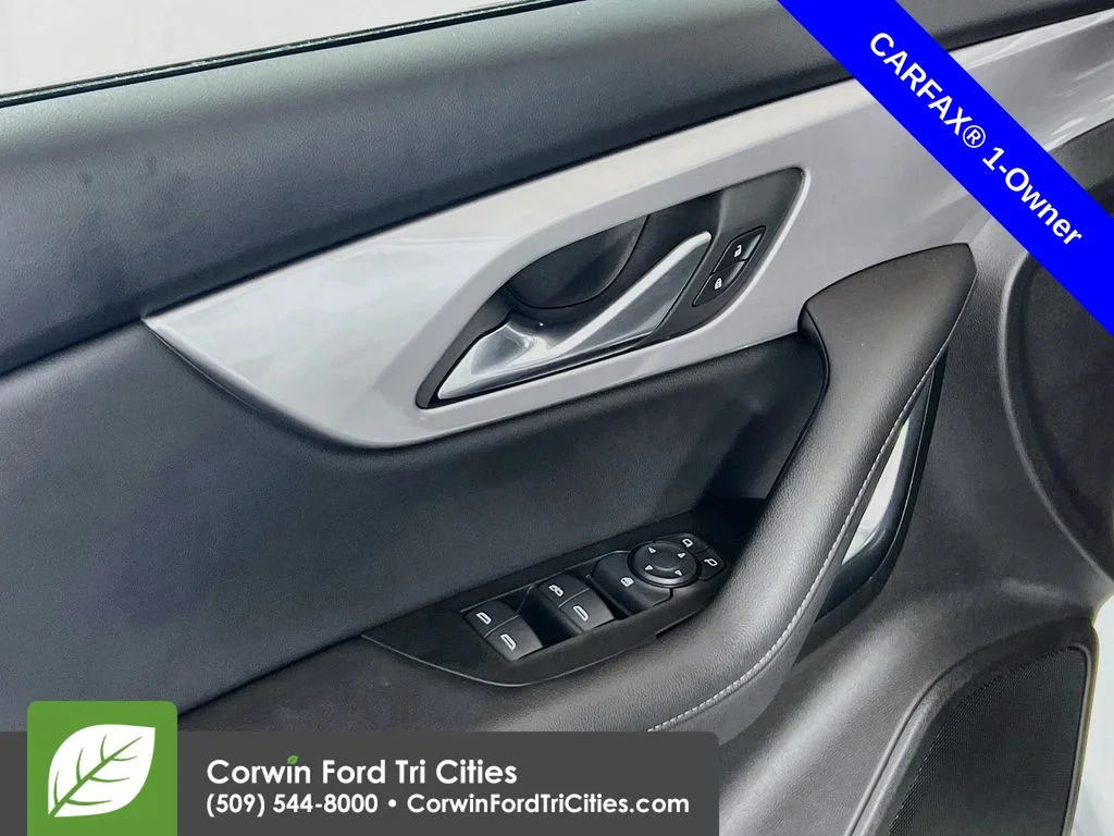 Used 2022 Summit White Chevrolet LT image 12