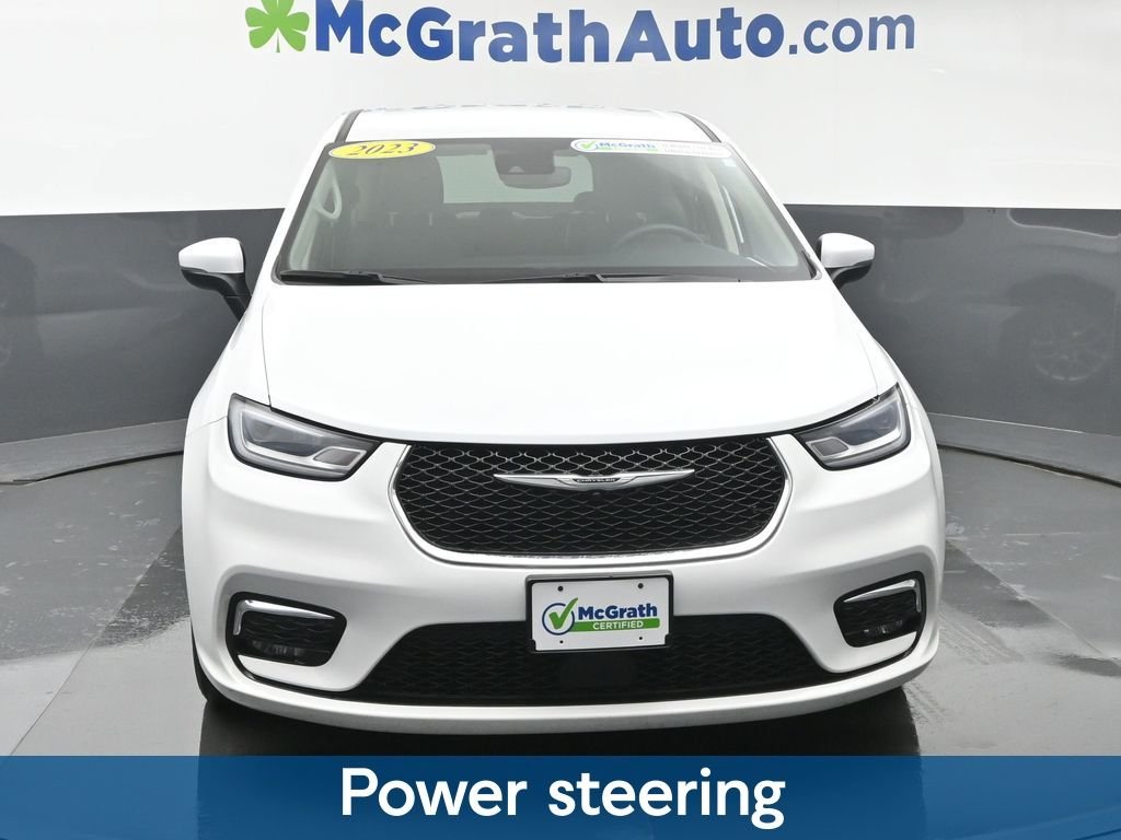 Used 2023 White Chrysler Touring L image 6