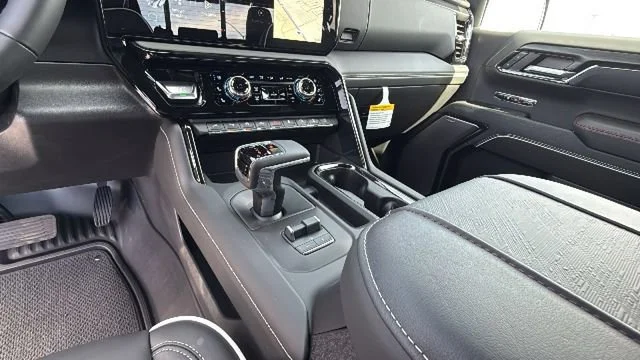 2026 GMC Sierra 1500 AT4X - Photo 13