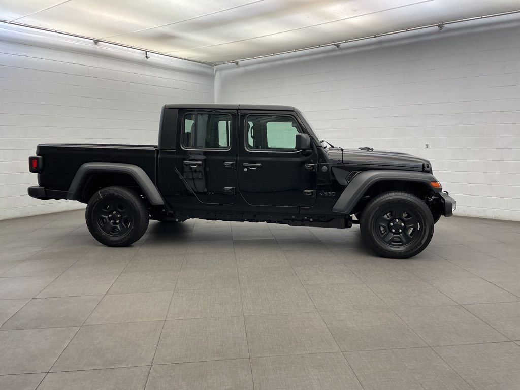 New 2026 Black Clear-Coat Exterior Paint Jeep Sport image 2