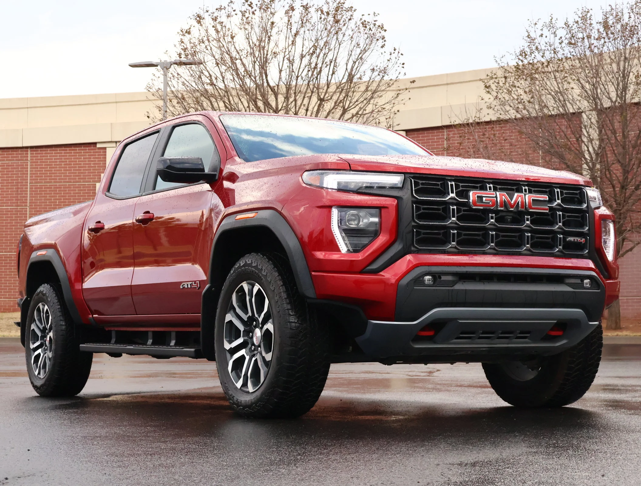 2024 GMC Canyon 4WD AT4 Crew Cab Short Box's photo