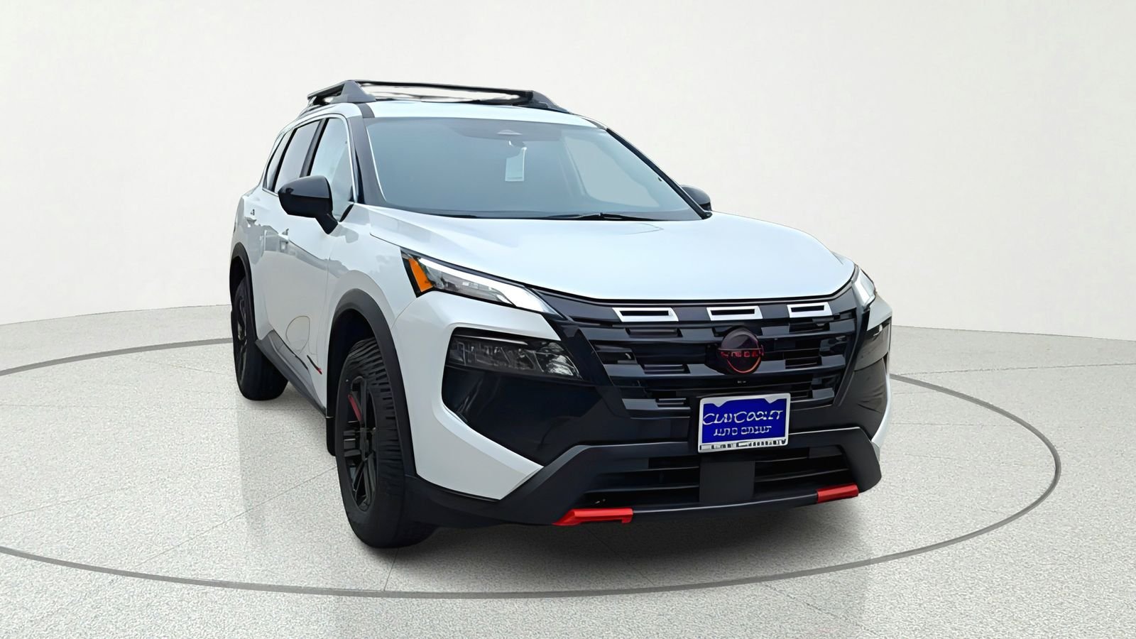 New 2026 Everest White Pearl TriCoat Nissan Rock Creek® image 2