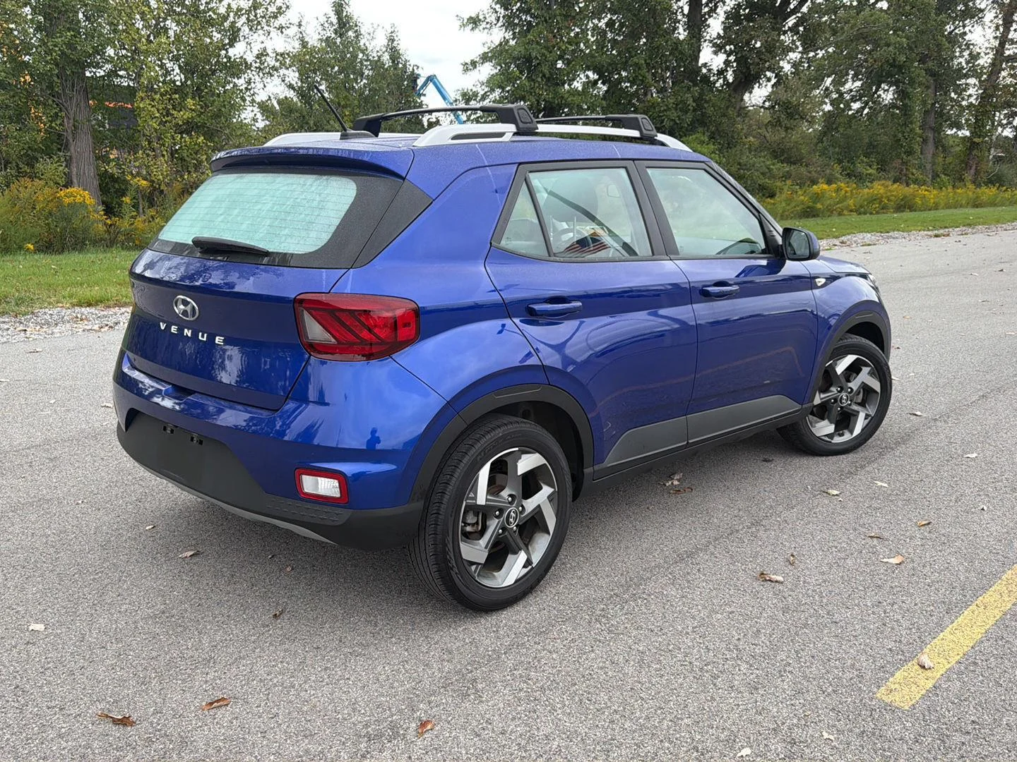 Used 2023 Intense Blue Hyundai Limited image 3