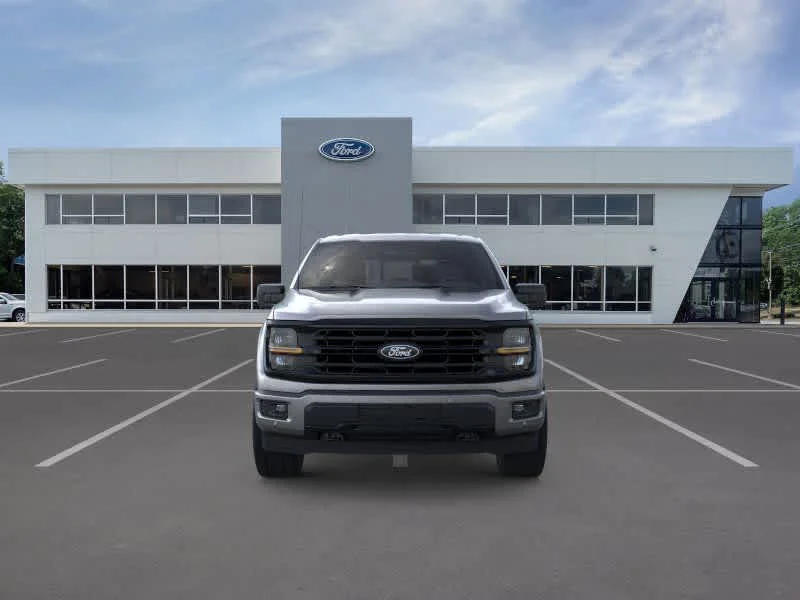 New 2026 Carbonized Gray Metallic Ford XLT image 6