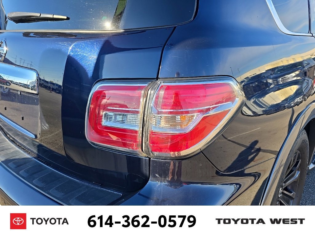 Used 2018 Blue Nissan Platinum image 10
