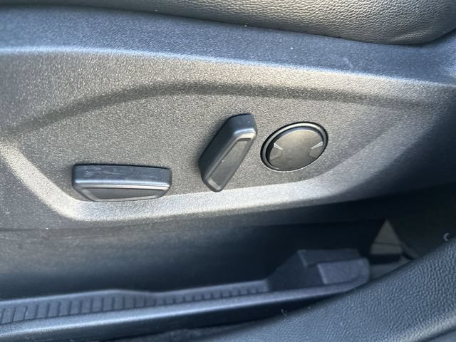 2024 Ford Edge Titanium - Photo 16