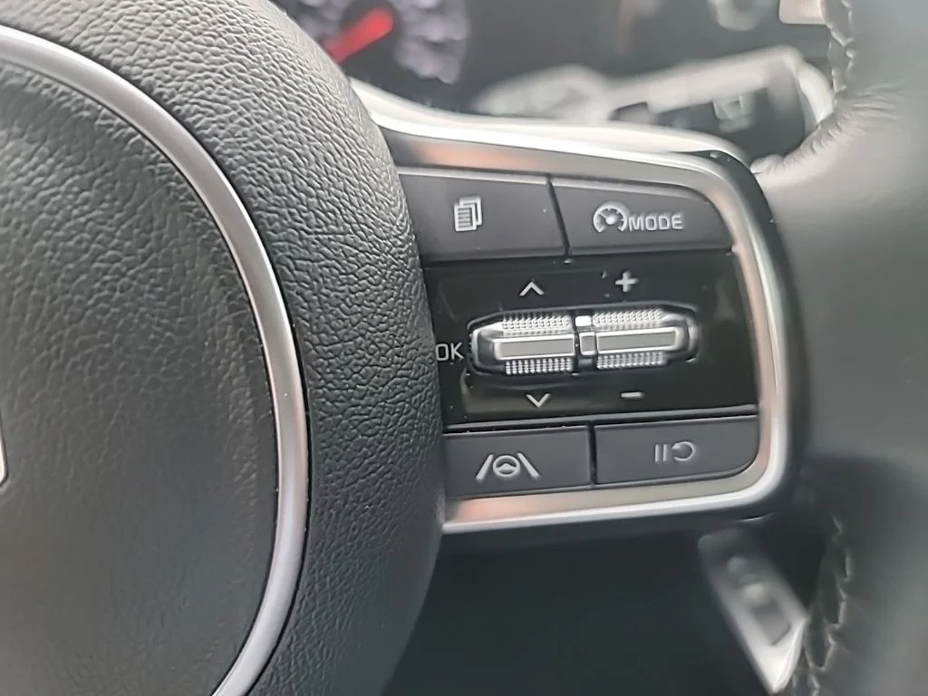 Certified Used 2023 Silver Kia S image 23