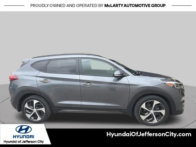 Used 2016 Gray Hyundai Limited image 2
