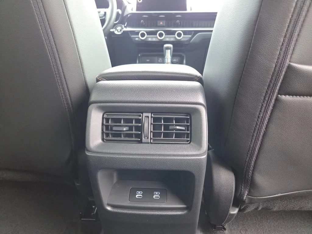 Used 2025  Honda Sport Touring image 33