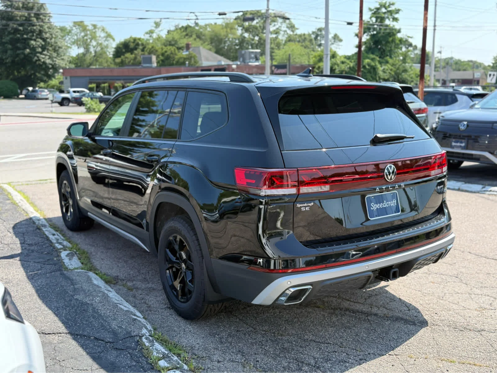 New 2026 Deep Black Pearl Volkswagen 2.0T Peak Edition image 5