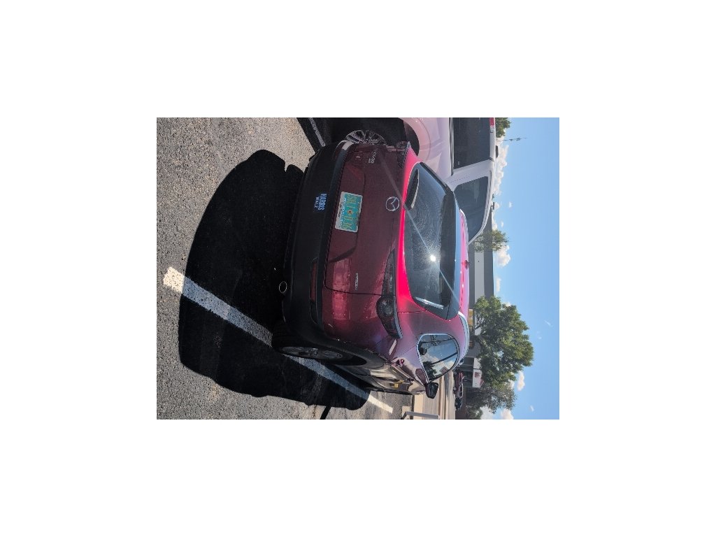 Used 2023  Mazda Premium image 5