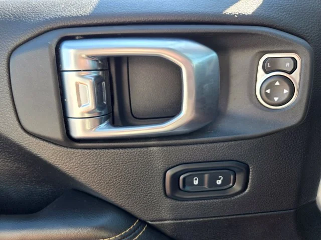 Used 2026 White Jeep Sahara image 34