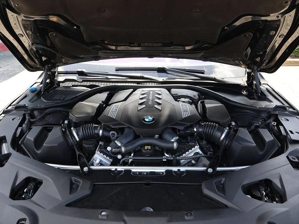 2020 BMW 8 Series M850i - Photo 21