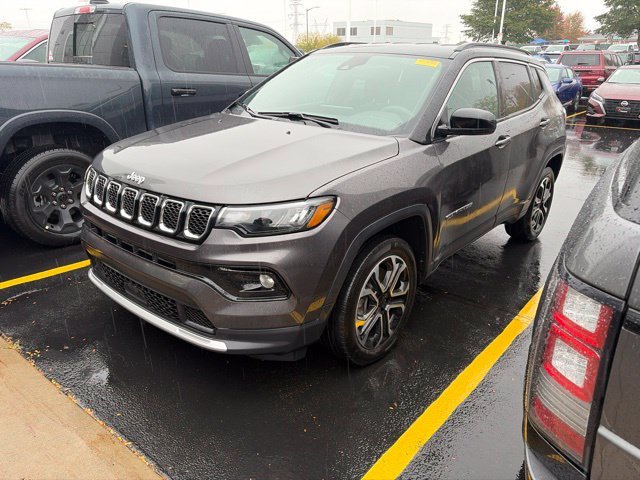 Certified 2024 Jeep Compass Limited with VIN 3C4NJDCN3RT580376 for sale in Shakopee, Minnesota