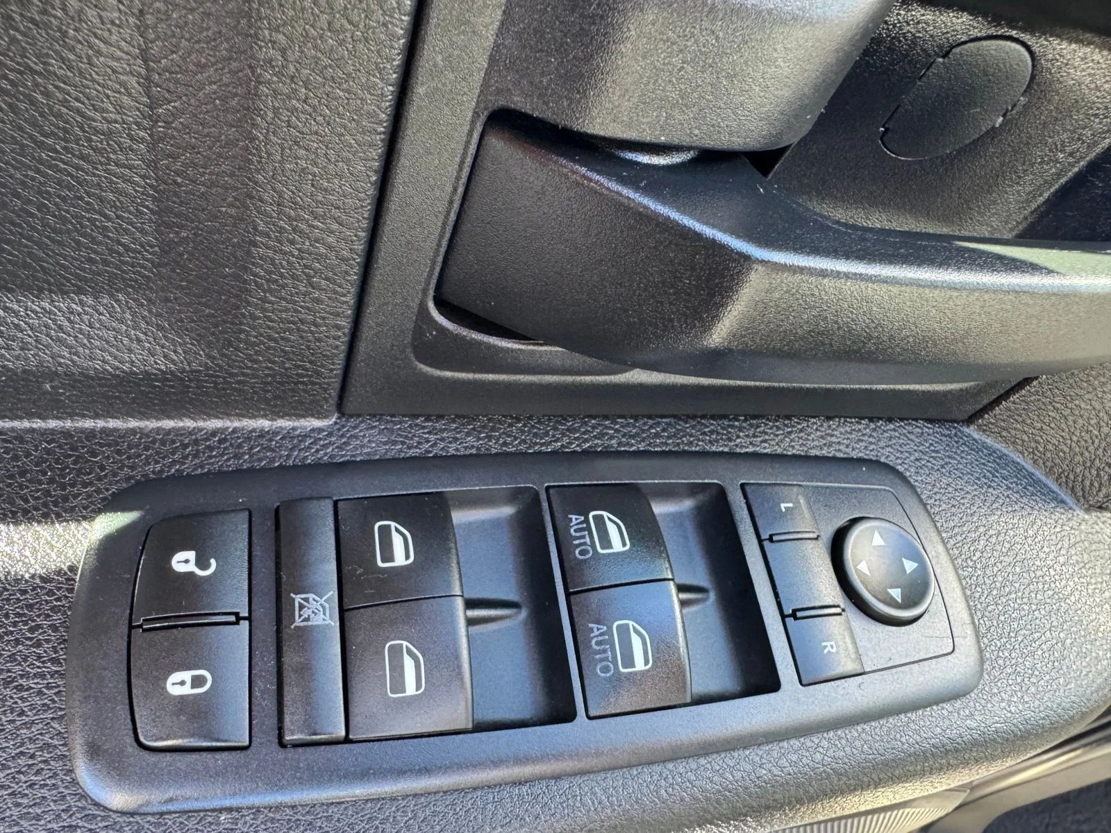 Used 2017 White Ram Tradesman image 16