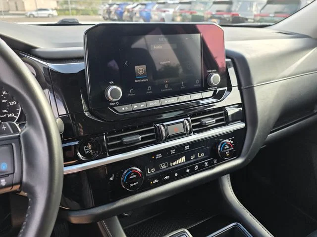 2025 Nissan Pathfinder SV - Photo 23