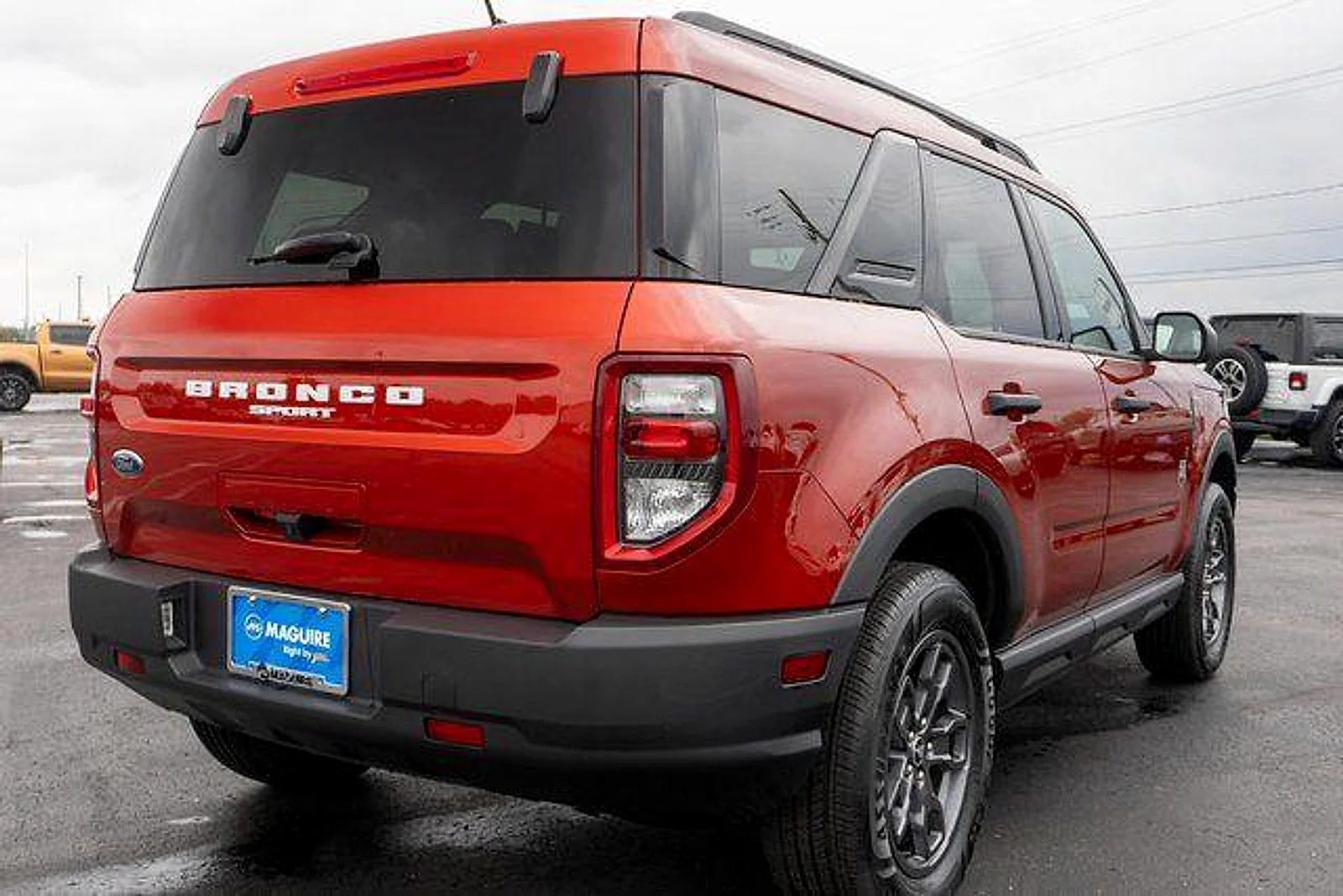 Used 2023 Hot Pepper Red Tin Ford Big Bend image 6