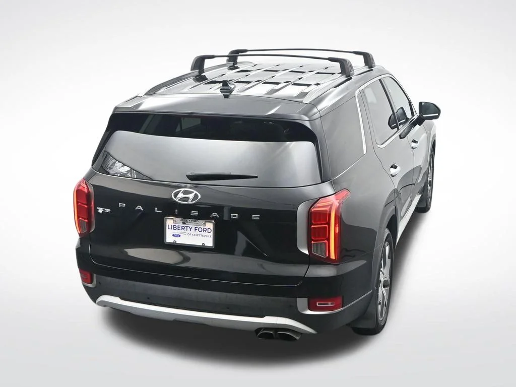 Used 2022 Abyss Black Pearl Hyundai SEL image 29
