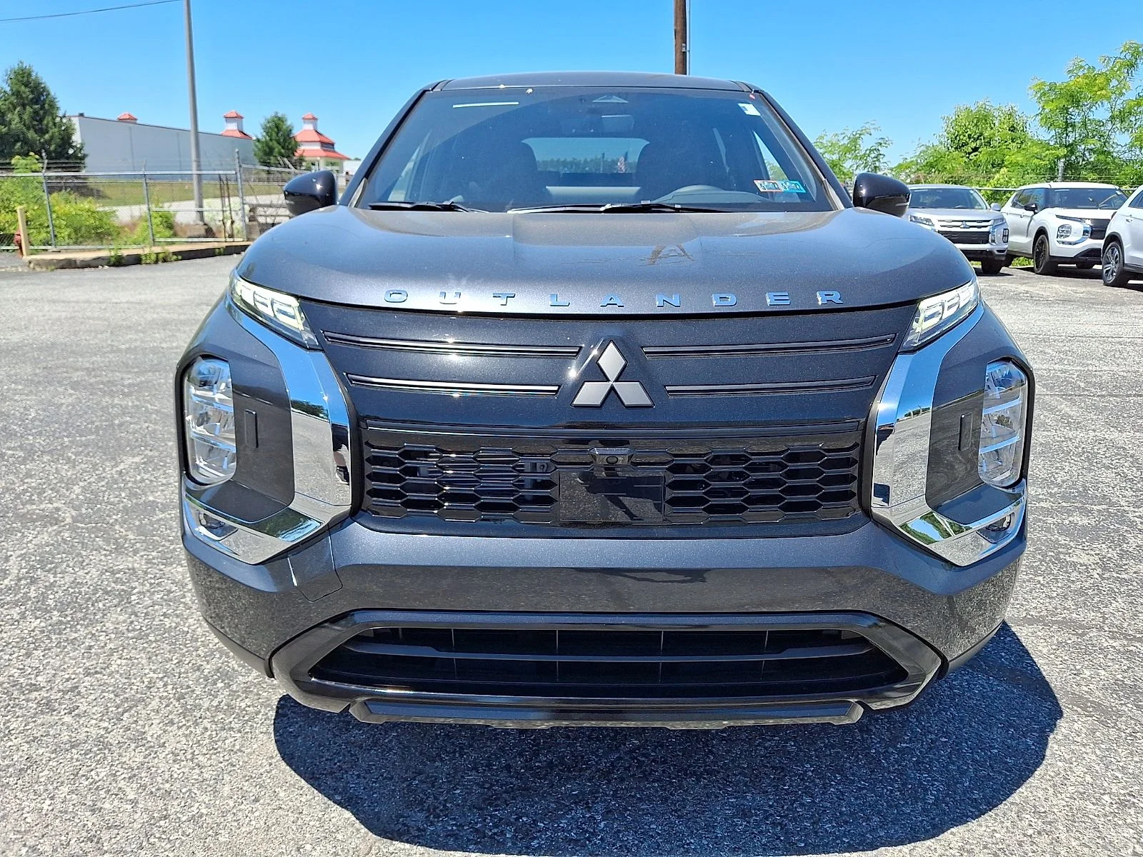 New 2026 Gray Mitsubishi LE image 3