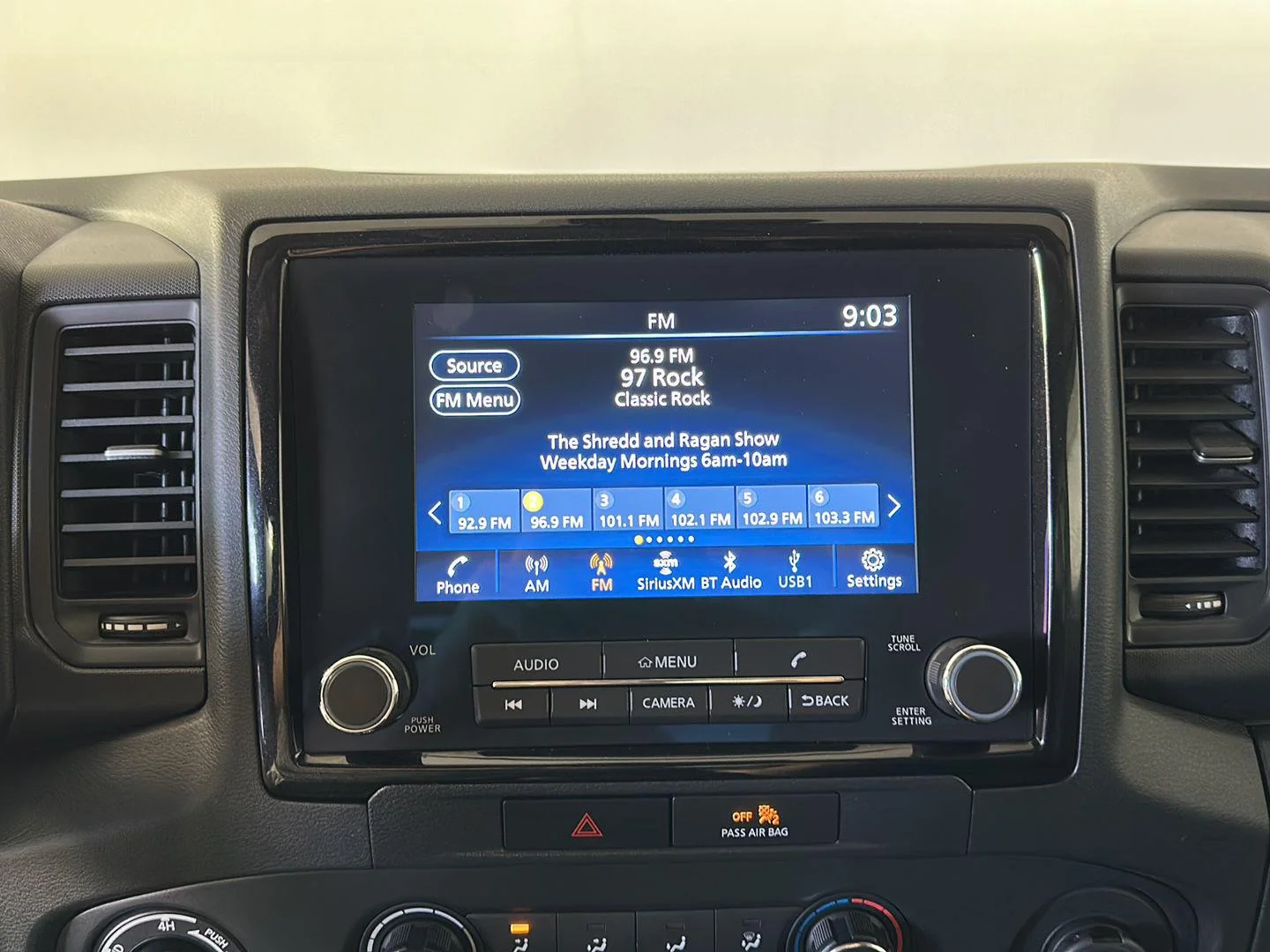 Used 2022 Glacier White Nissan S image 14