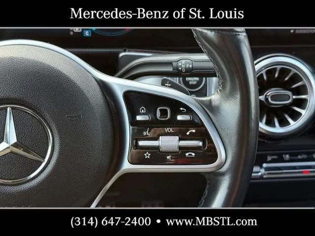 Used 2022 White Mercedes-Benz GLB 250 image 21