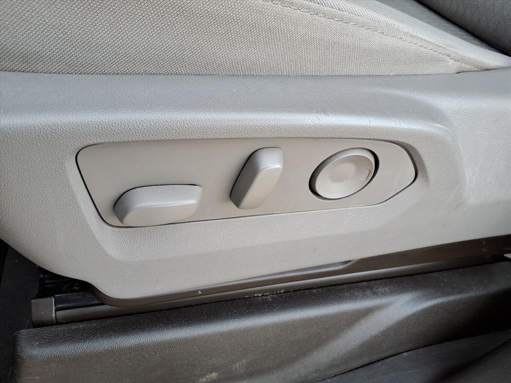 Used 2025 Sterling Gray Metallic Chevrolet LT image 5