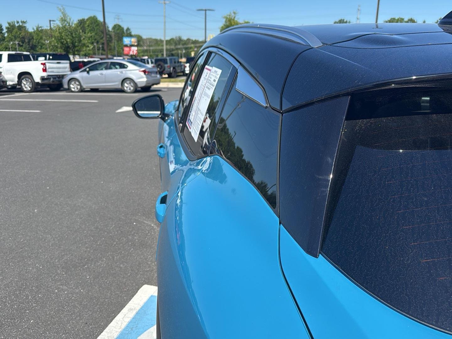 Used 2025 Arctic Ice Blue Metallic/Super Black Nissan SR image 9
