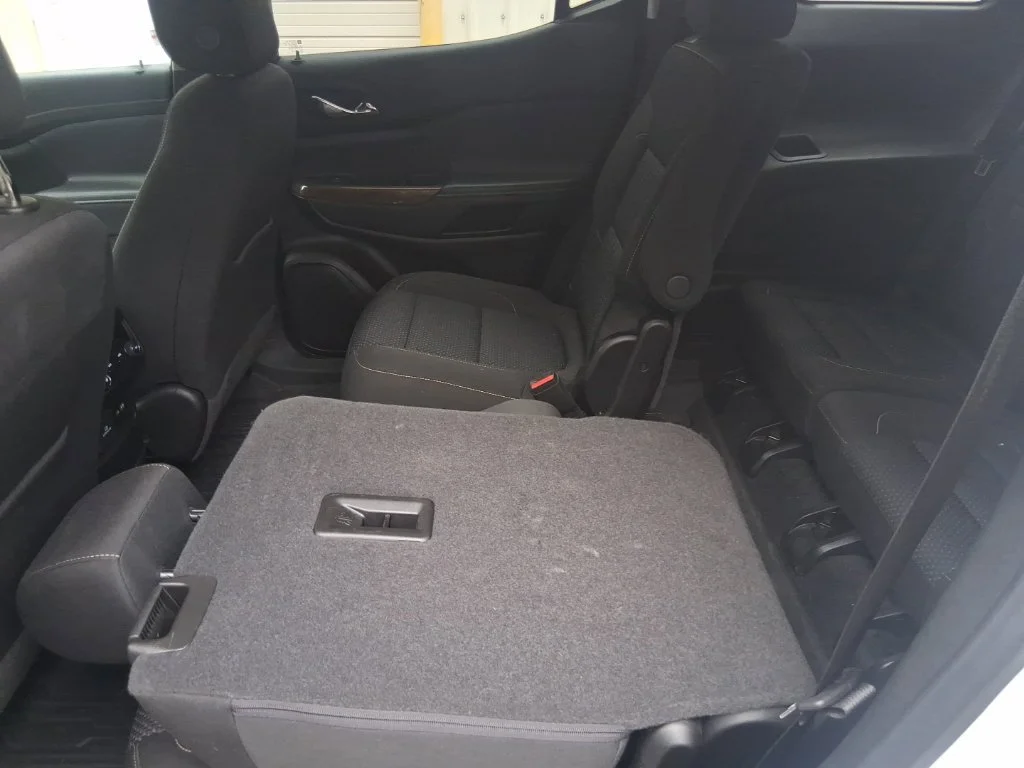 Used 2022 White GMC SLE image 18