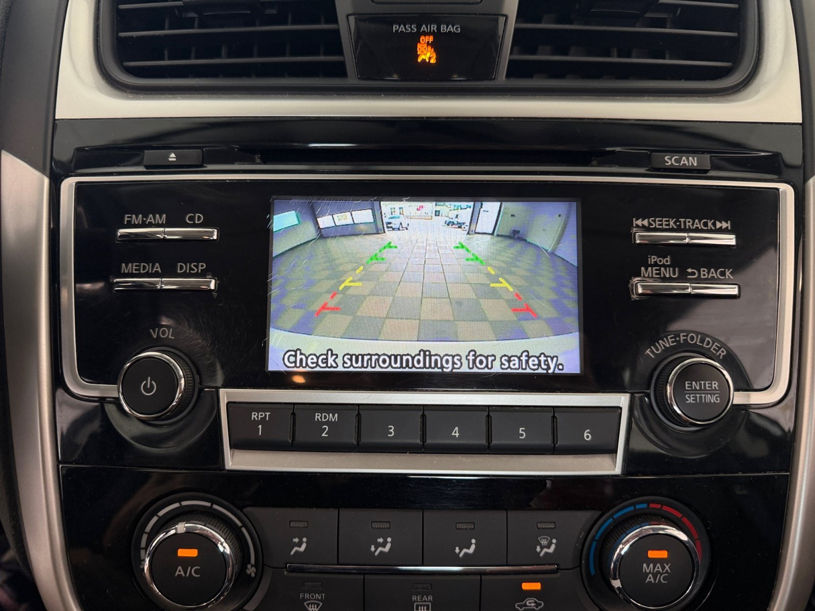 Used 2018 Pearl White Nissan 2.5 SR image 20