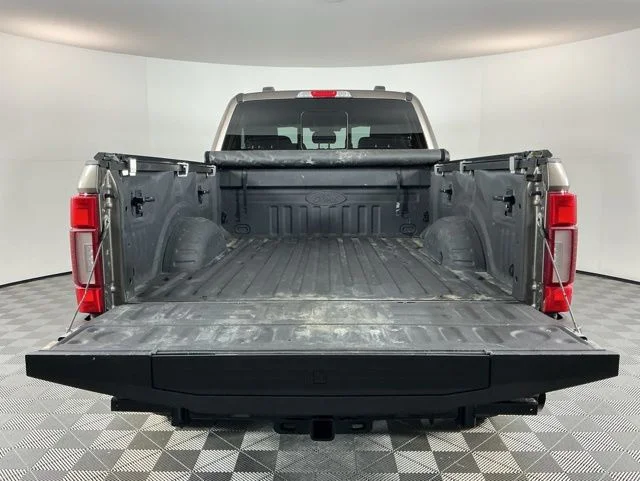 Used 2020 Gray Ford Lariat image 7
