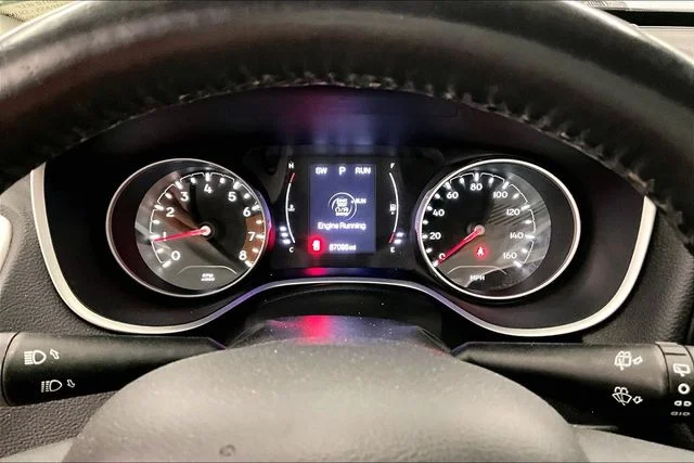 Used 2018 Olive Green Pearlcoat Jeep Sport image 27