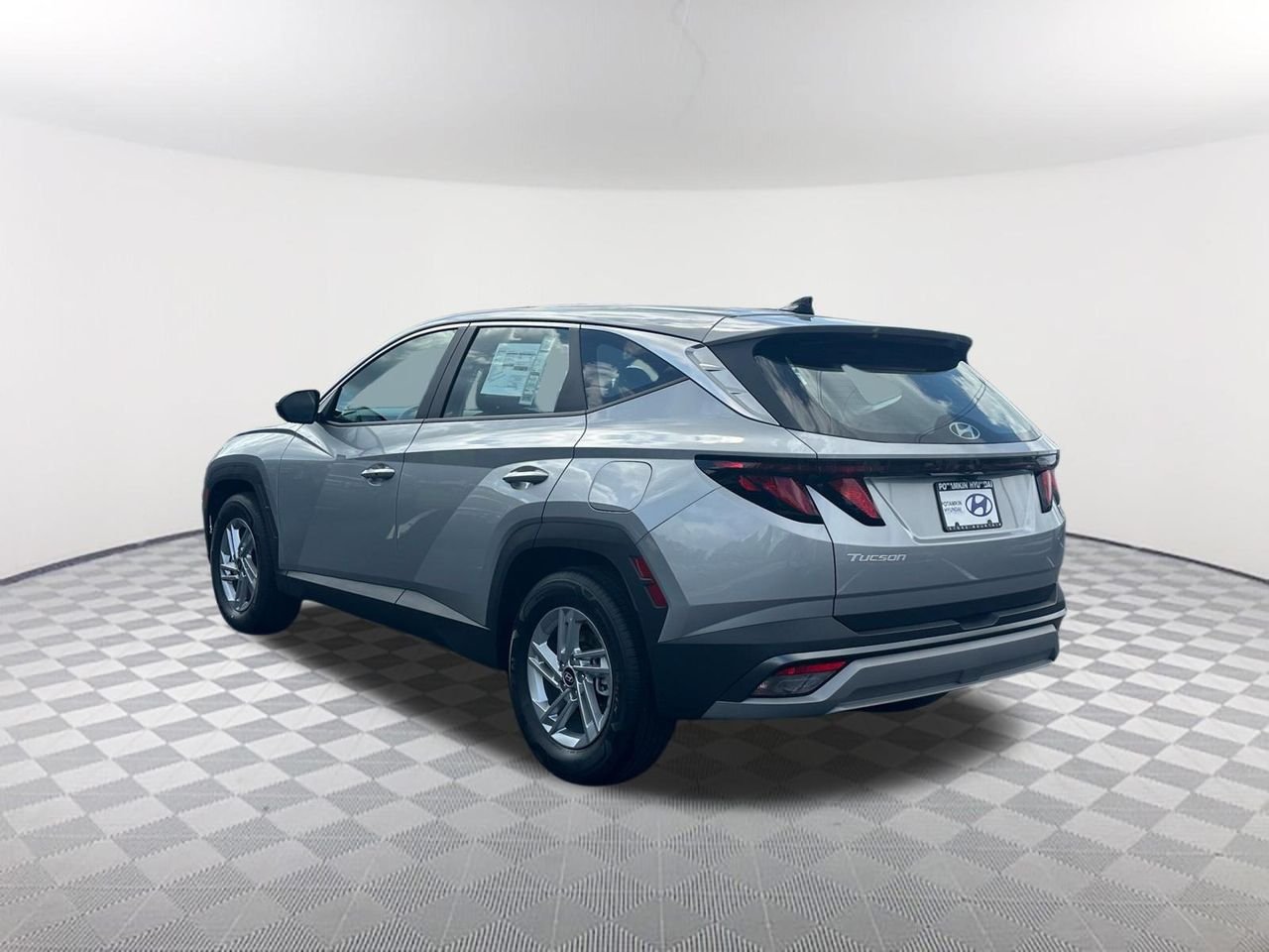 New 2026 Shimmering Silver Hyundai SE image 7