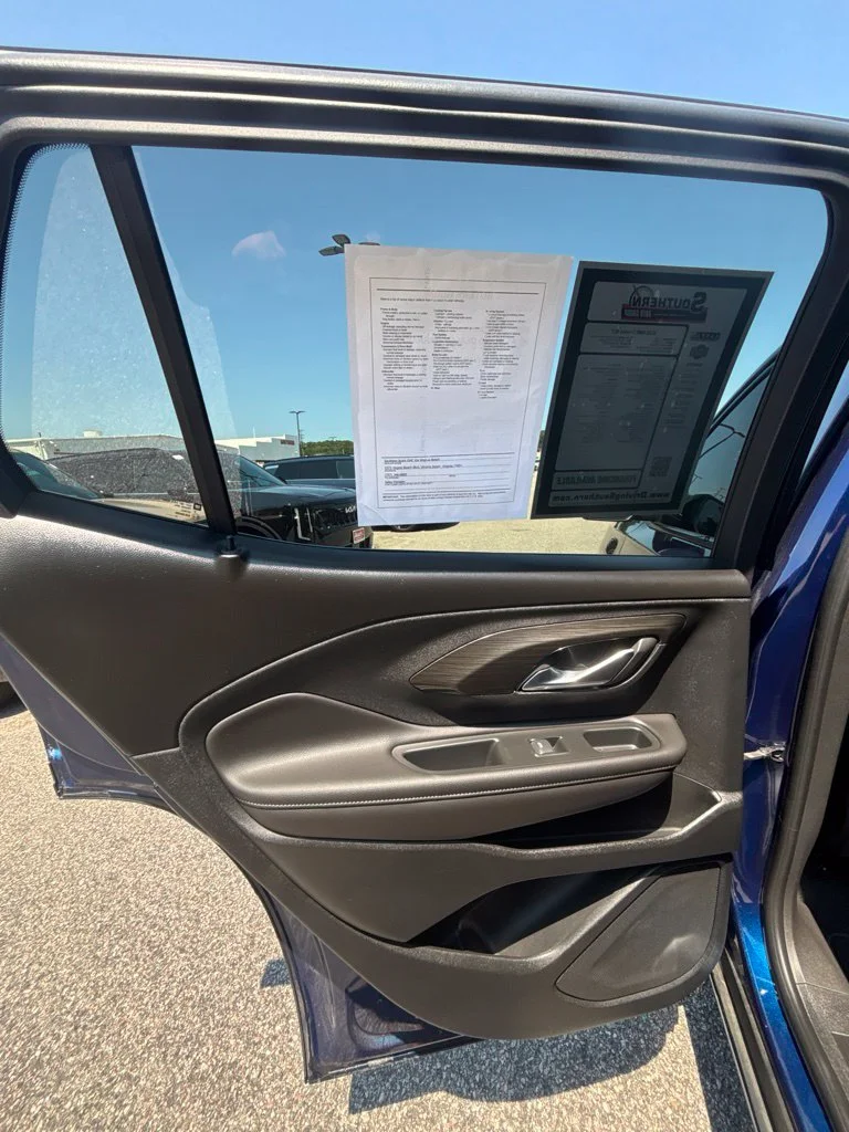 Used 2022 Blue GMC SLT image 16