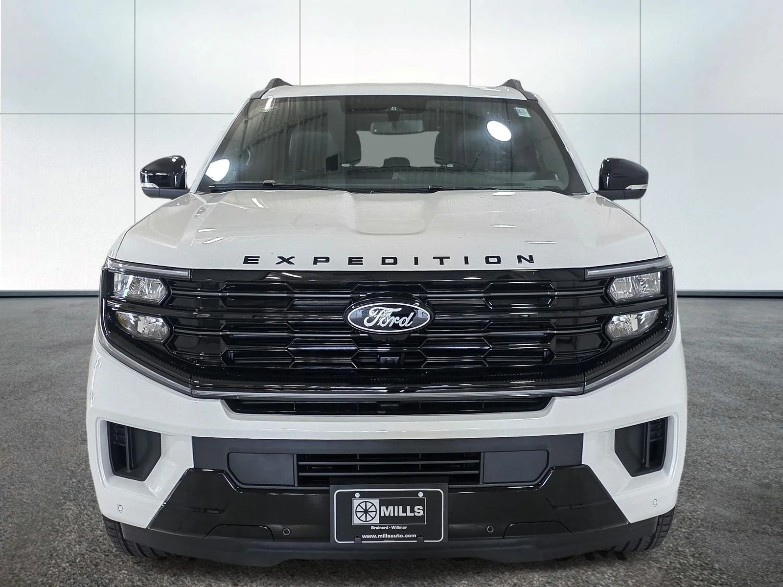 New 2026 White Ford Platinum image 12