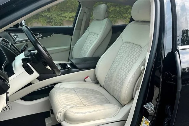 Used 2020  Lincoln Black Label image 20