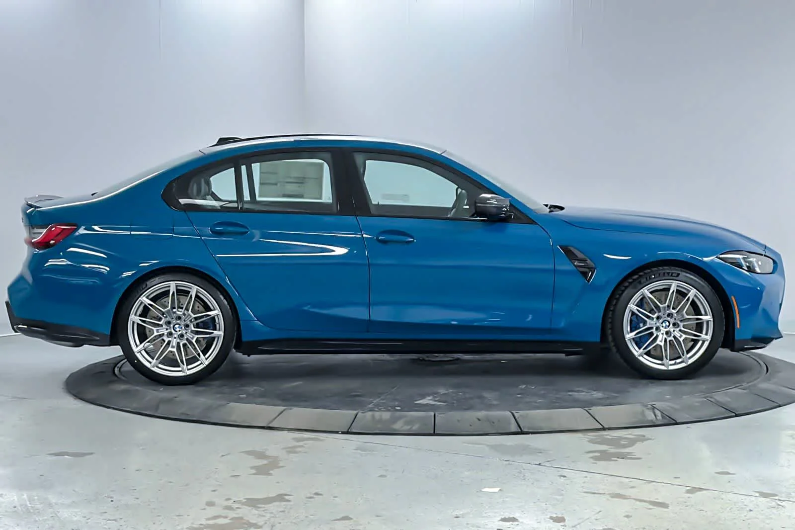 New 2026 Special Order Color BMW Competition xDrive image 8
